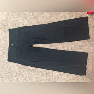 Athleta Black Cropped Leggings